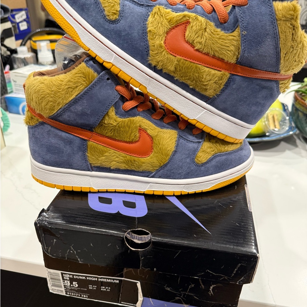 SZ: 9.5M/11W Nike Sb Dunk High “Papa Bear” New OG All - Picture 2 of 8